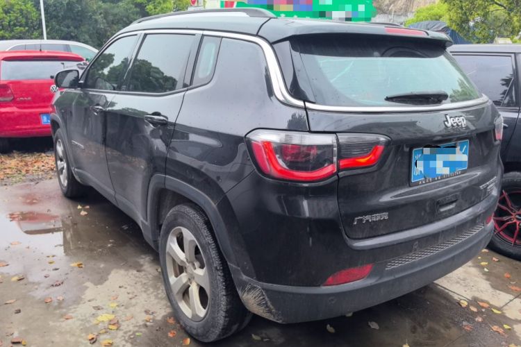 Used Jeep Compass 2017 200T Automatic Family Edition
