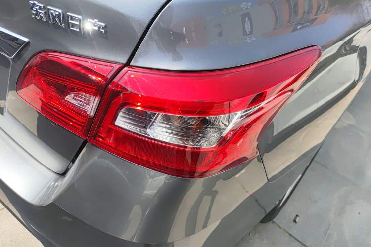 Used Nissan Sylphy 2024 Restyled Version 2 Classic 1.6XE CVT Comfort Edition Right Rear Taillight