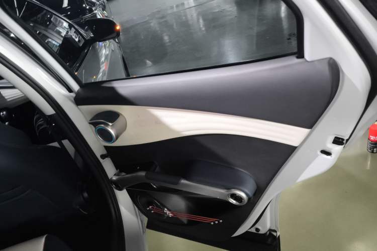 Used BYD Yuan PLUS 2022 430 km Luxury Version Interior 3