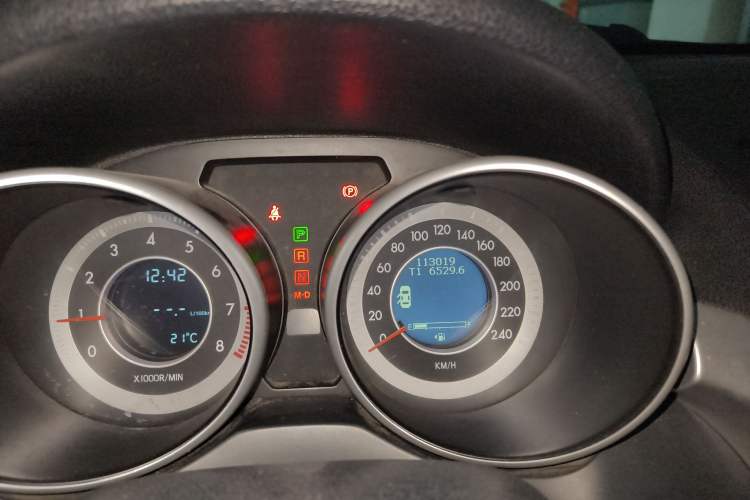 Used Bestune X80 2013 2.3L automatic flagship version