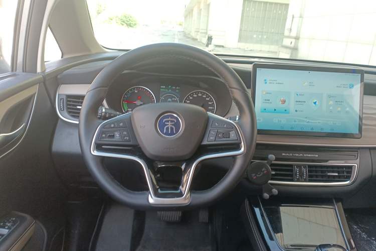 Used BYD Song MAX New Energy 2022 DM-i 105KM Flagship Model
