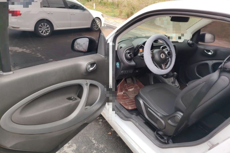 Used smart fortwo 2019 0.9T 66kW Hardtop Wind Power Edition China VI
