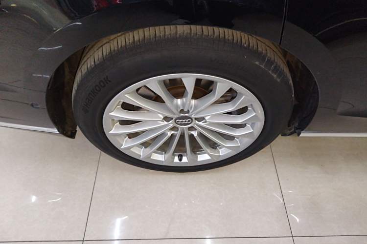 Used Audi A8 2018 A8L 55 TFSI quattro Launch Edition Prestige Model
