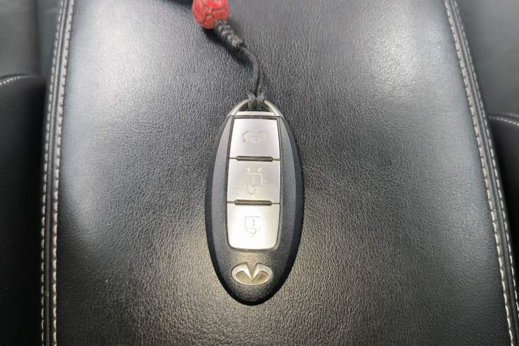 Used Infiniti Q50L 2016 2.0T Enjoyment Edition Vehicle Key