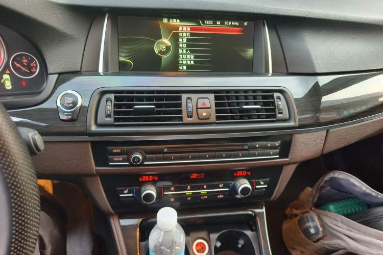 Used BMW 5 Series 2014 525Li Luxury Design Package