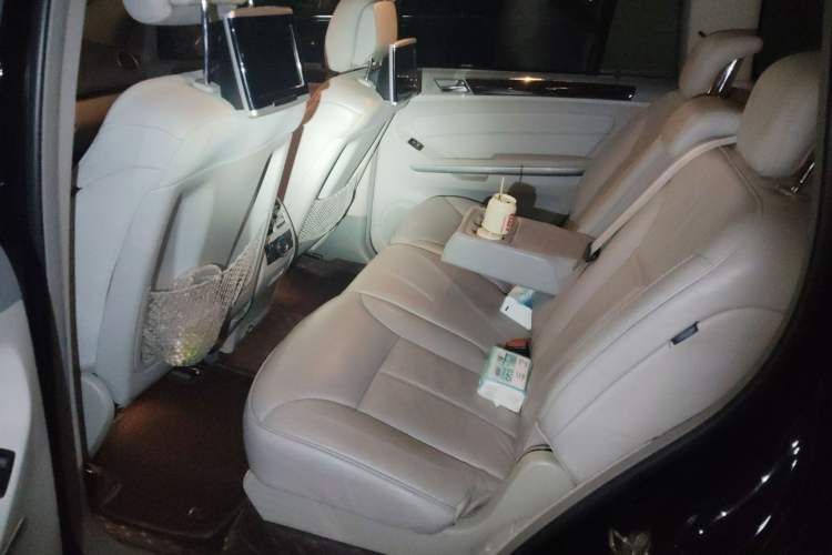 Used Mercedes-Benz GL-Class 2011 GL 450 4MATIC Prestige Edition Left Rear Seat