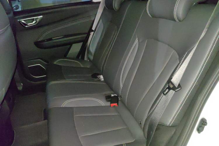 Used Geely Auto Vision X3 2019 Upgraded Model 1.5L CVT Elite Version