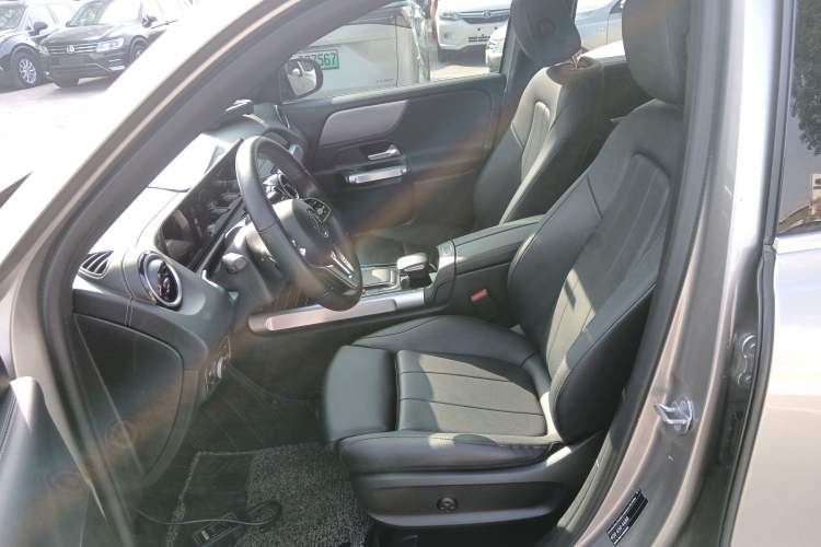 Used Mercedes-Benz GLB 2023 Refreshed GLB 200 Dynamic Edition