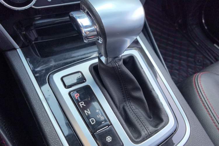 Used Leopaard CS10 2017 1.5T CVT Luxury Model Gear Lever