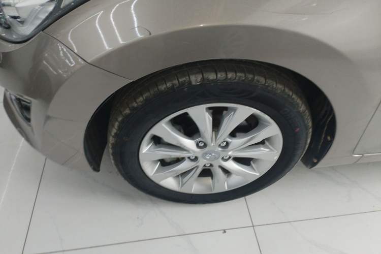 Used Hyundai Elantra (5th Generation / Langdong) 2016 1.6L Automatic Prestige Model Exterior 4