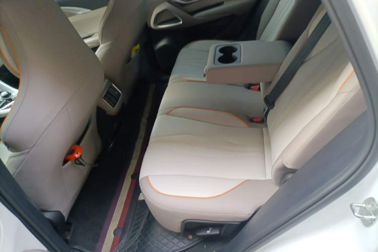 Used BYD Song Pro New Energy 2024 HONOR Edition DM-i 71KM Navigation Model