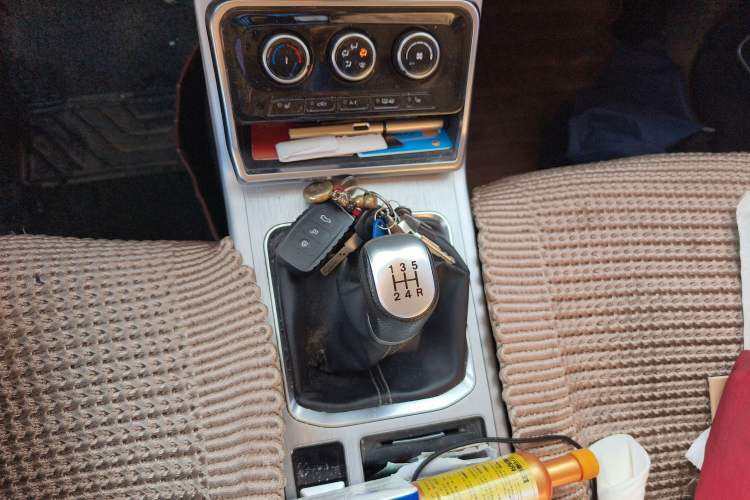 Used Bestune X40 2019 1.6L Manual Luxury Edition China VI
