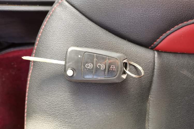 Used Haval H1 2015 1.5L AMT Urban Model