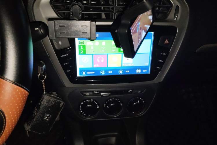 Used Peugeot 301 2014 1.6L Manual Comfort Edition
