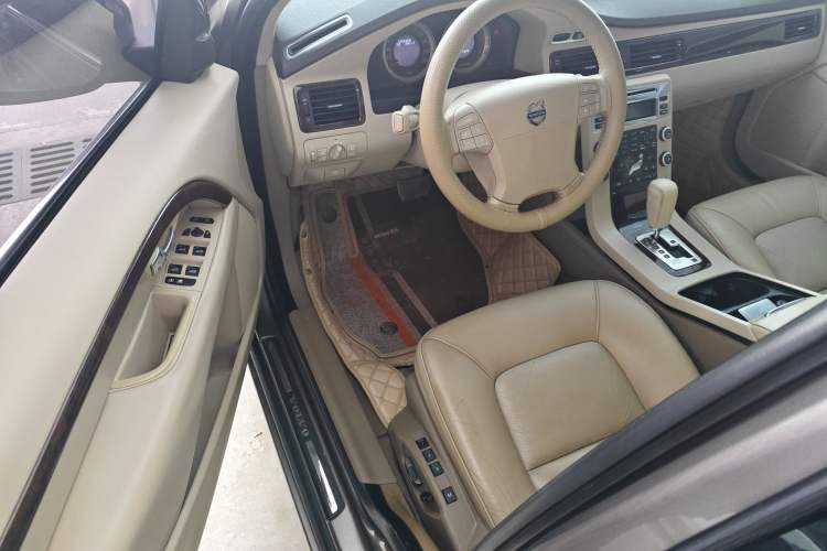 Used Volvo S80L 2009 2.5T ZhiZun Edition