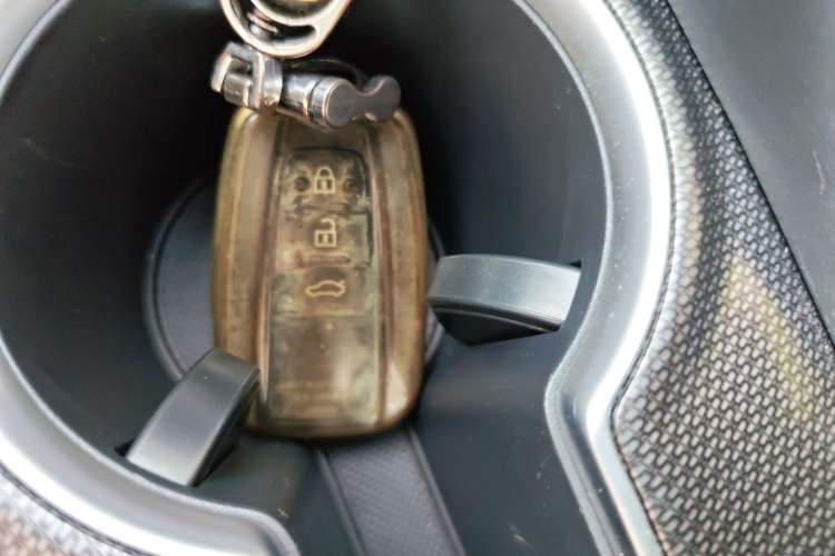 Used Toyota Camry 2022 2.0S Knight Edition Vehicle Key