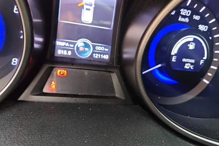 Used Changan CS75 2014 2.0L Manual Leading Version China IV Standard