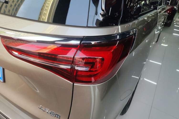 Used Buick GL8 2023 ES Lu Zun Deluxe Model
