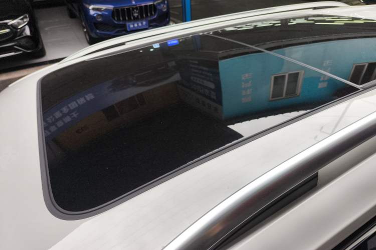 Used Volkswagen Tiguan L 2022 330TSI Automatic Two-Wheel Drive R-Line Enhanced Edition Roof