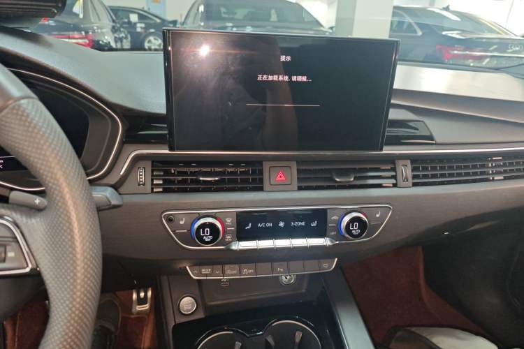 Used Audi A4L 2024 40 TFSI Luxury Dynamic Edition