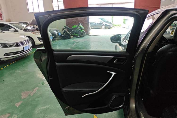 Used Citroen C5 2017 350THP Automatic Luxury Model