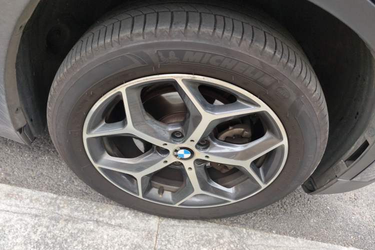 Used BMW X1 2018 sDrive18Li Luxury Model