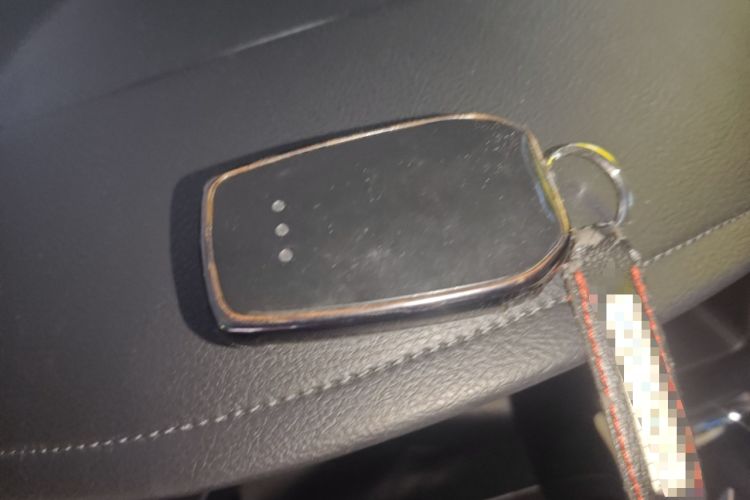 Used Toyota Camry 2015 Dual-Engine 2.5 HG Luxury Navigation Edition