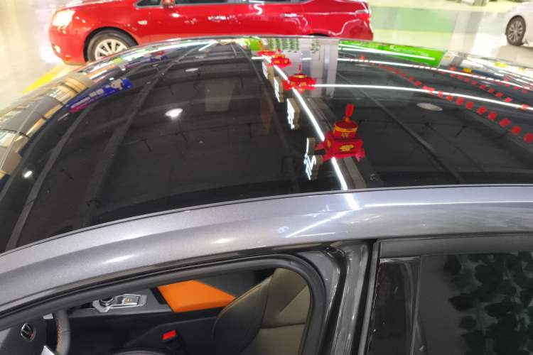 Used Changan UNI-V iDD 2023 ZhiDian iDD 1.5T 113km ZhiKu Model
