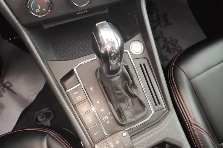 Used Volkswagen Lavida 2021 280TSI DSG Comfort Edition Gear Lever