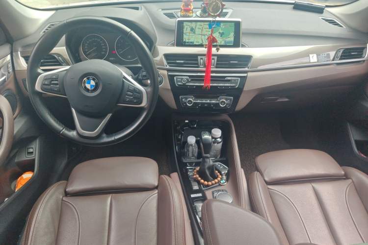 Used BMW X1 2016 xDrive20Li Luxury Model Center Console