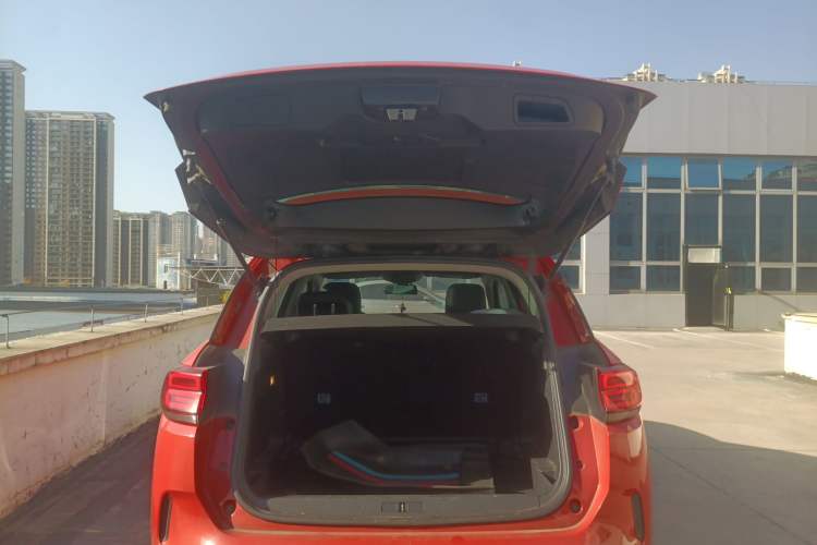 Used Citroen C5 AIRCROSS 2017 350THP Fashion Edition Trunk