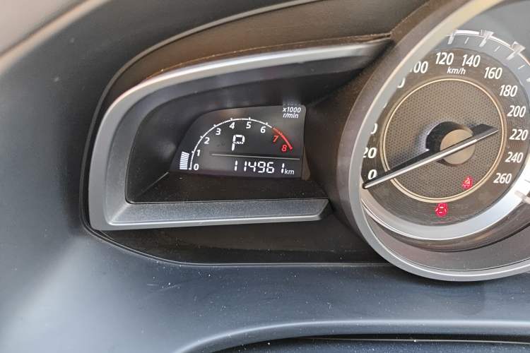 Used Mazda CX-4 2016 2.0L Automatic 2WD Blue Sky Dynamic Edition
