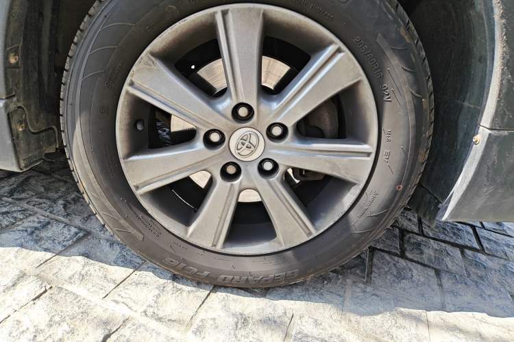 Used Toyota Verso 2015 180E CVT Crossover Edition