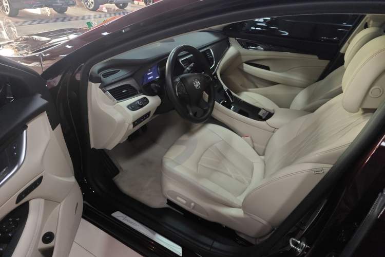 Used Buick LaCrosse 2022 Avenir Avia First Edition