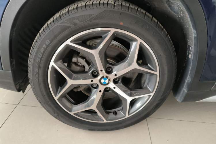 Used BMW X1 2018 sDrive18Li Luxury Model