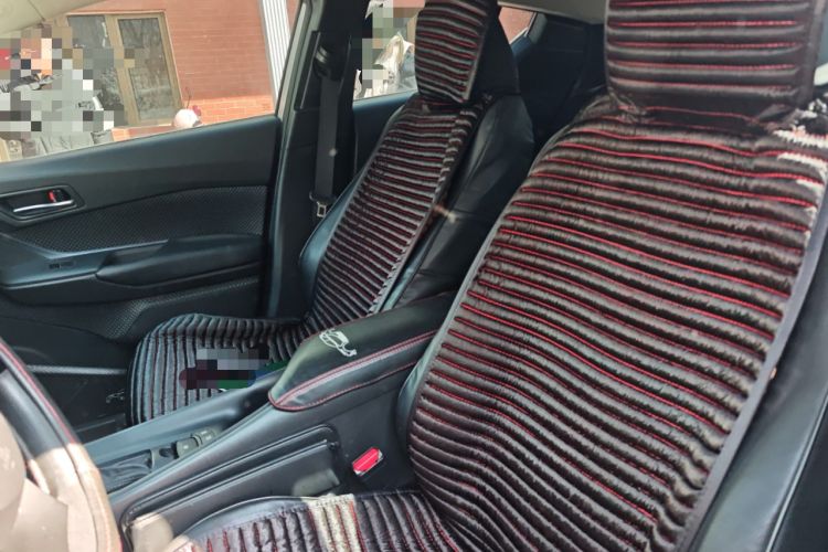 Used Toyota IZOA 2021 Dual-Motor 2.0L Yi Xing Edition Left Front Seat