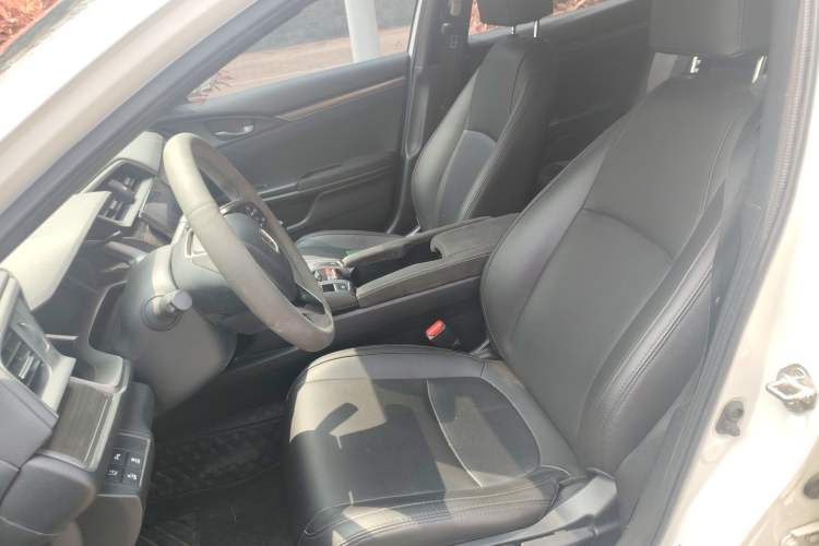 Used Honda Civic 2021 HATCHBACK 220TURBO Manual Driving Pleasure Control
