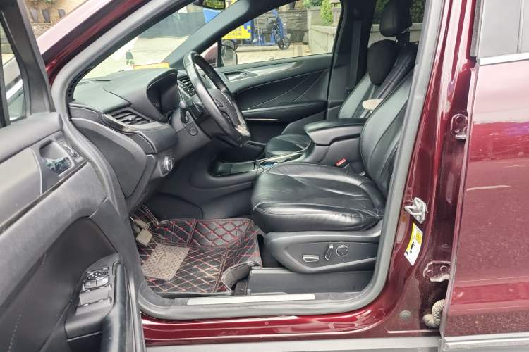 Used Lincoln MKC 2018 2.0T Two-Wheel Drive Deluxe Edition