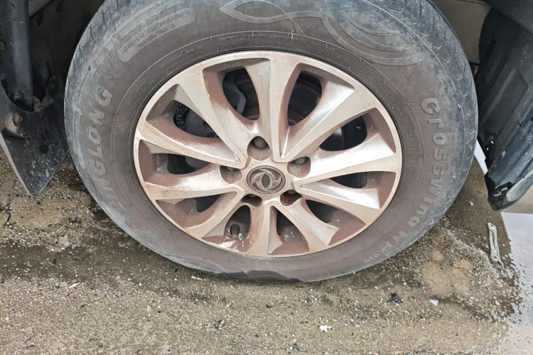 Used FORTHING Lingzhi 2018 M5L 1.6L 7-Seater Luxury Model
