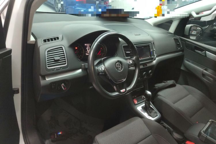 Used Volkswagen Sharan 2018 Revised Version 380TSI Comfort Edition 7-Seater
