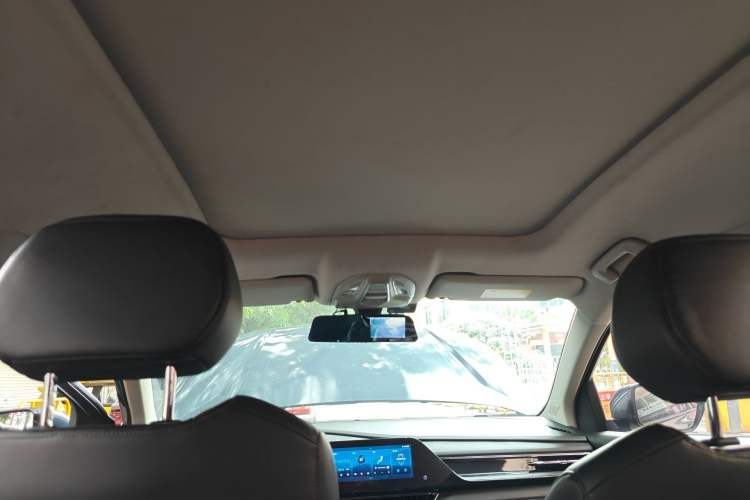 Used Wuling Victory 2020 1.5T CVT Flagship Edition Headliner