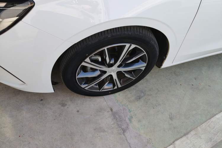 Used Geely Auto Emgrand 2022 4th Generation 1.5L CVT Luxury Model
