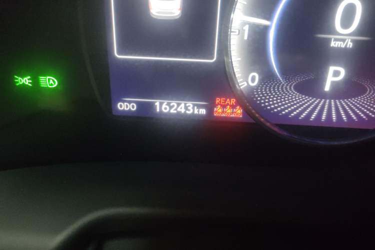 Used Lexus ES 2023 200 Excellence Edition