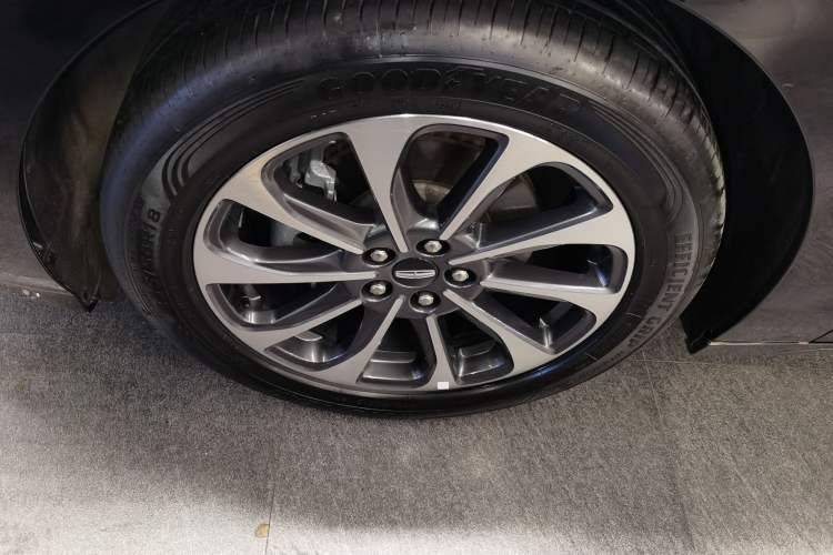 Used Lincoln Z 2022 iXiang Luxury Edition Left Front Wheel Hub