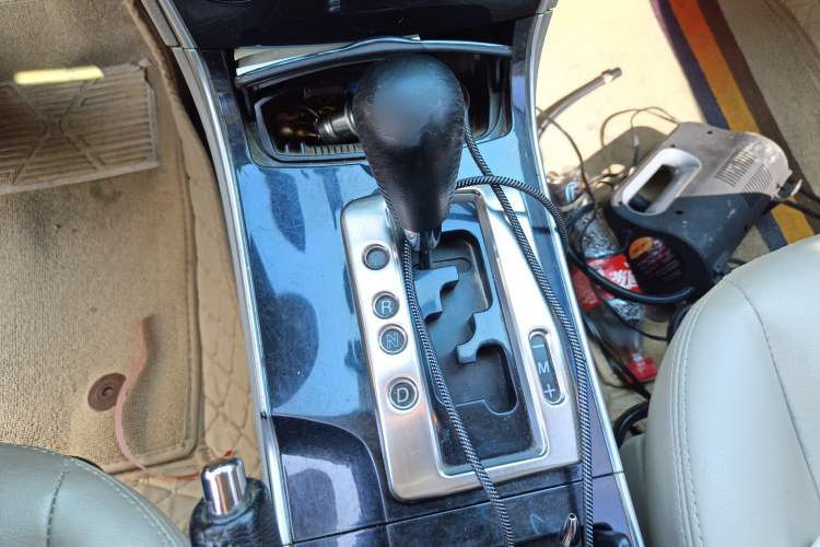 Used Mazda 6 2011 2.0L Automatic Fashion Edition Gear Lever