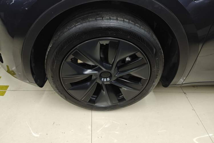Used Tesla Model Y 2024 Rear-Wheel-Drive Version
