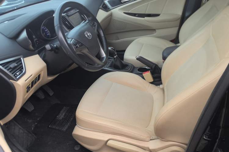 Used CHANGAN Eado 2016 1.6L Manual Fashion Edition