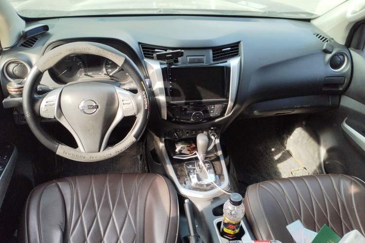 Used Nissan Navara 2017 2.5L Automatic 4x4 Luxury Edition QR25