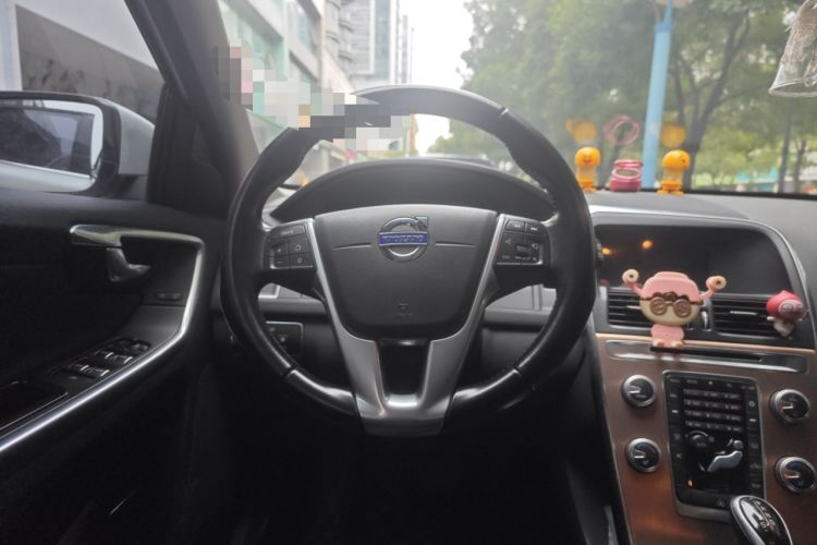 Used Volvo XC60 2015 T5 Smart Upgrade Model
