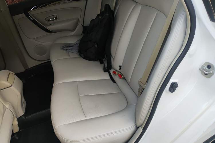 Used Dongfeng Aeolus A60 2016 1.5L Manual Luxury Version
